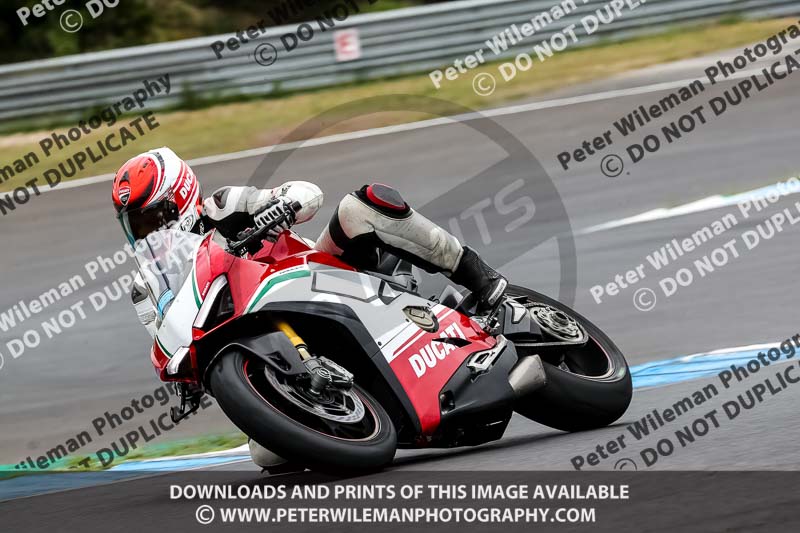 estoril;event digital images;motorbikes;no limits;peter wileman photography;portugal;trackday;trackday digital images